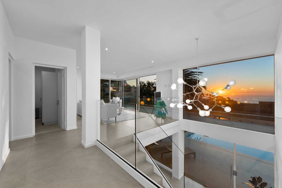 5 Bedroom Property for Sale in Camps Bay Western Cape